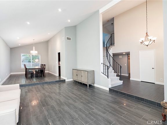 4th image of 1349 Magnolia Ave