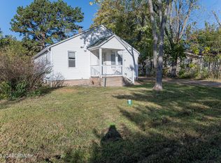 506 S Oak Ave, Belle, MO 65013