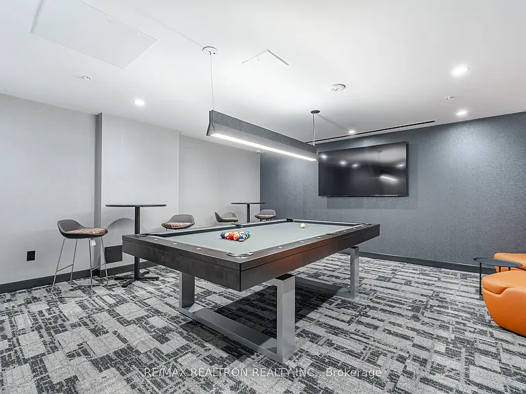 2525 Bathurst St #202 — Photo 17