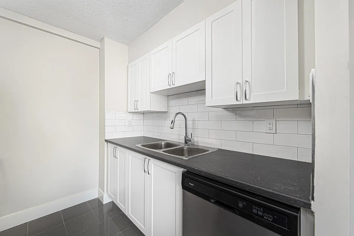 5600 Sheppard Avenue East — Photo 3