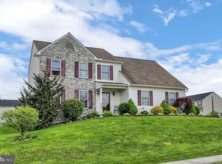 103 Bryn Way, Mount Wolf, PA 17347