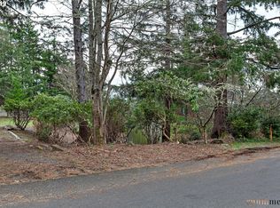 812 Elm St, Manzanita, OR 97130