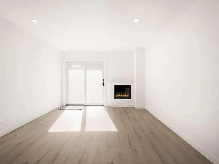 207 Stony Point Rd #B — Photo 21
