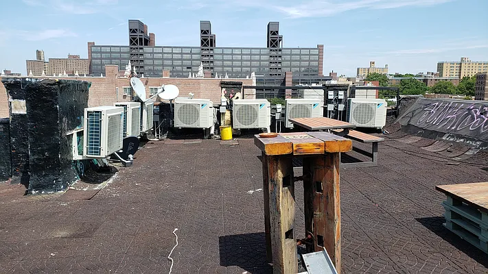 Rented by The Hamilton Group | media 29