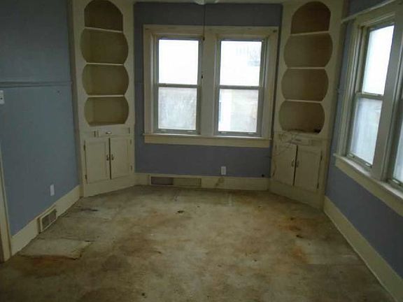 4th image of 510 N Main St