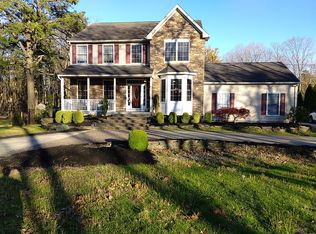 19 Brookfield Ave, Marlton, NJ 08053