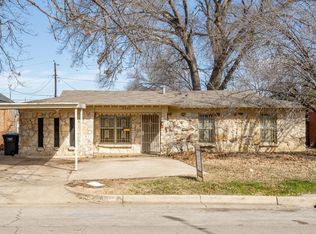 4253 Killian St, Fort Worth, TX 76119