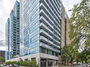 210 Simcoe St #703-C01, Toronto, ON M5T 0A9