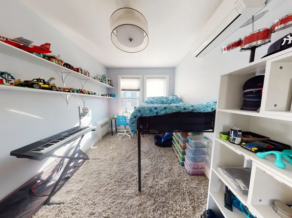 669 East 2nd Street image 11 of 44