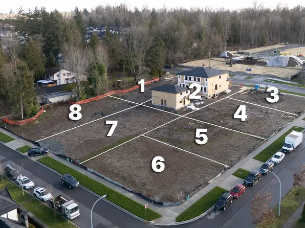 7662 155a St, Surrey, BC V3S 3P3