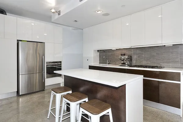 Sold by Fillmore | media 4