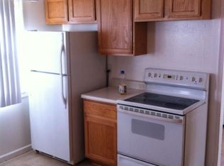 55 W Madge Ave, Hazel Park, MI