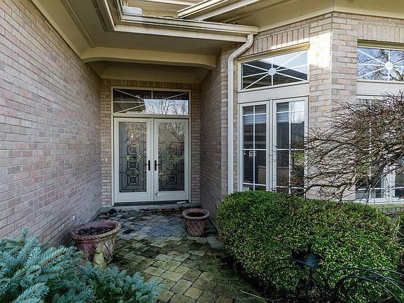 2nd image of 5716 Stone Lake Dr