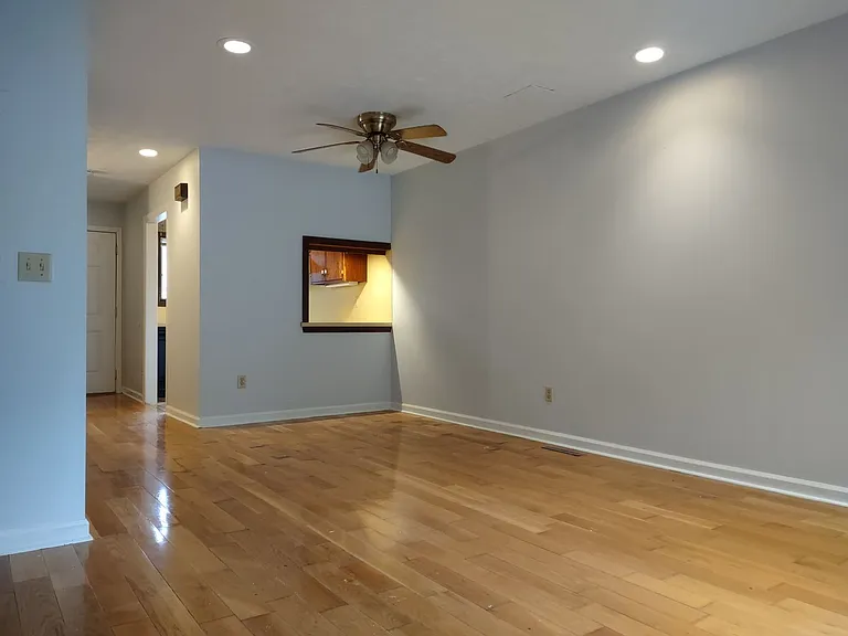 1433 Shipley Ferry Rd E — Photo 38