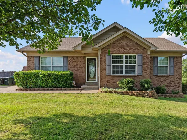 148 Gentry Ln, Mount Washington, KY 40047