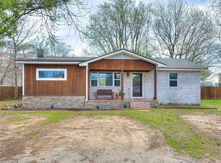 410 Oak Hollow Rd, Eufaula, OK 74432