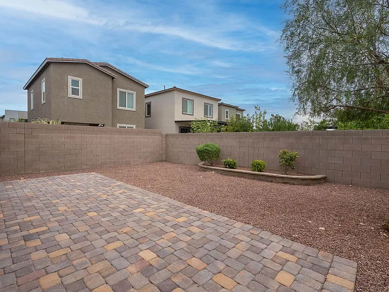 8243 Vino Merlot Ave — Photo 31