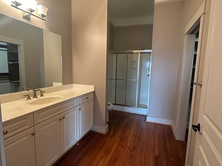 100 N Main St — Photo 9