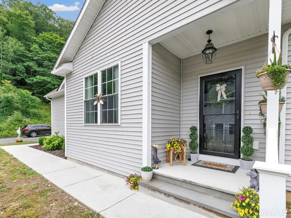 7 Oakview Lane #7, Bethel, CT 06801
