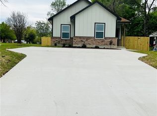 701 E 22nd St, Bryan, TX 77803