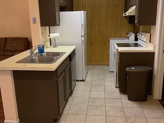 5th image of 116 Wolfe St #116