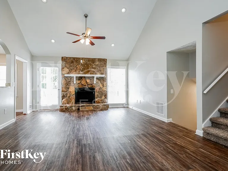 2460 Arbour Trace Vis — Photo 3