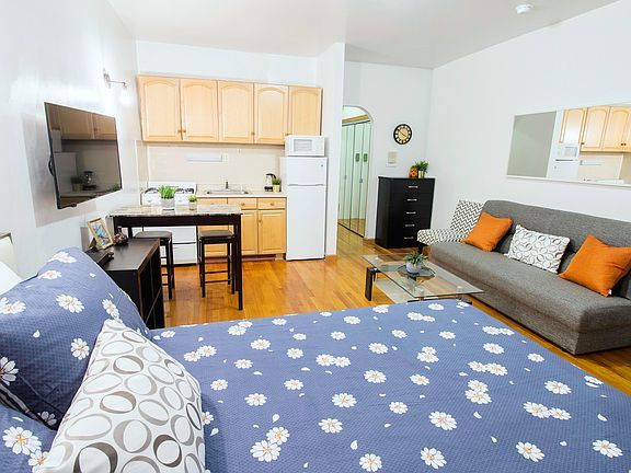 4th image of 239 E 33rd St APT 4B