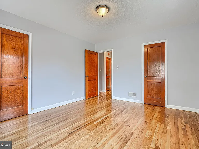 7114 Greenwood Ave — Photo 14