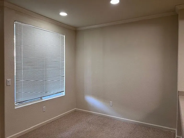 5201 Laguna Oaks Dr #169 — Photo 4