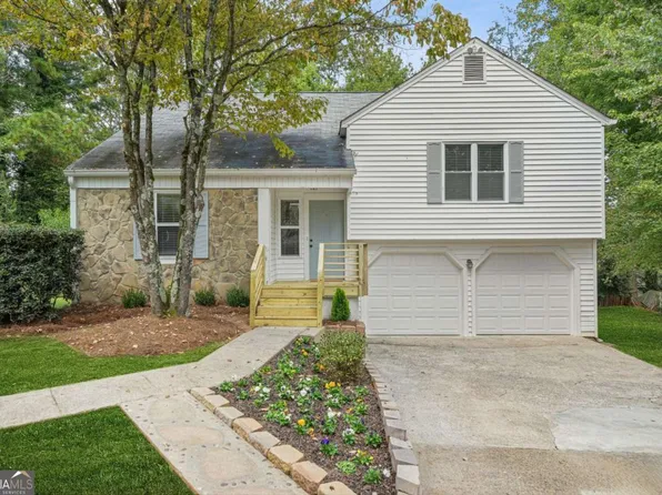 245 Plantation Glen Ct, Johns Creek, GA 30022