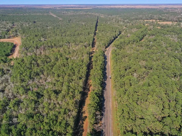 2 Highway 61, Hankamer, TX 77560