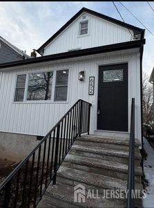 652 W Broad St, Westfield, NJ, 07090