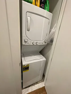 Rented by Greenrock Management | media 41