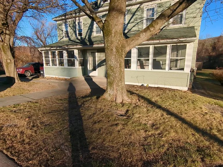 75 Old Pleasant St #75 — Photo 1