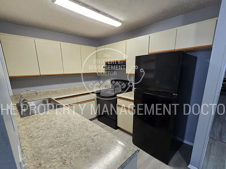 4710 Stonepointe Pl — Photo 7
