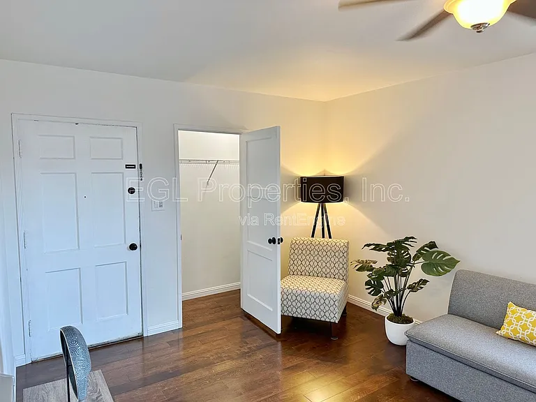 5122 Lemon Grove Ave — Photo 6