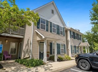 28340 Center Ridge Rd APT 123, Westlake, OH 44145