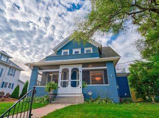 617 E Main St, Stoughton, WI 53589