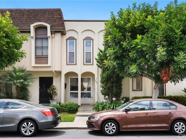 9846 Villa Pacific Dr, Huntington Beach, CA 92646