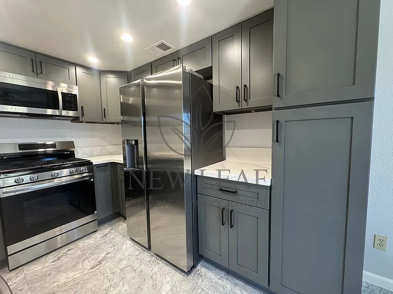 831 Carlton Privado — Photo 2