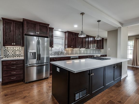 4th image of 10908 Colbert Way