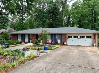 613 Old Mill Rd, High Point, NC 27265