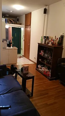 Rented by Chartwell Manhattan Realty | media 19