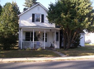 10 N Bend St, Peru, NY 12972