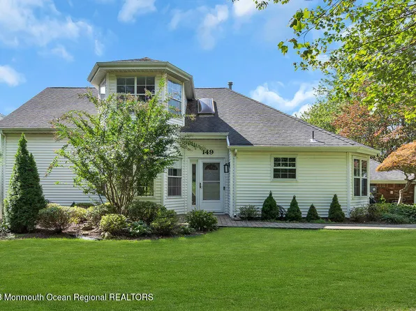 149 Cherry Tree Court, Freehold, NJ 07728