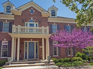 965 Pine Tree Ln, Winnetka, IL 60093