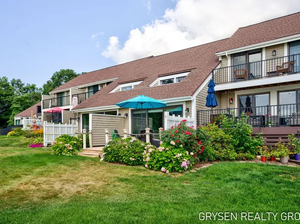 566 Wind Drift Ln #23, Spring Lake, MI 49456