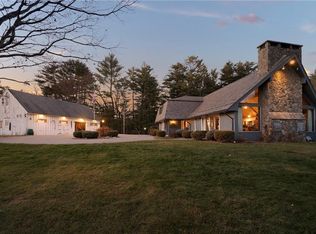 59 Phillips Ln, CHEPACHET, RI 02814