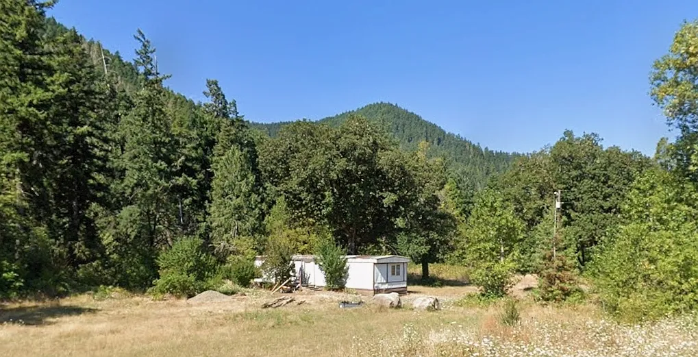 2 bed, 980 sqft, $1,300 — Photo 1