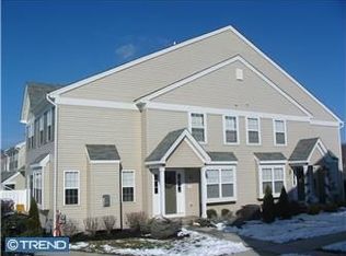 40 Granite Ln, Chester Springs, PA 19425